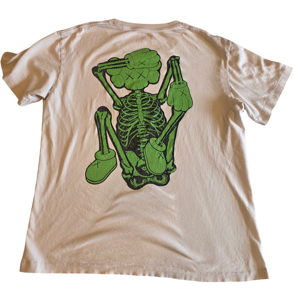 KAWS x Uniqlo UT 2016 Capsule Collection Green Skeleton Graphic T-Shirt Mens L